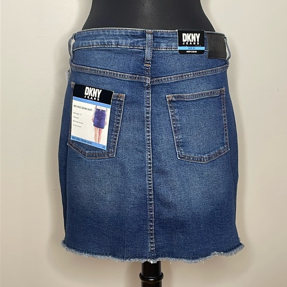 DKNY Jeans Women’s Denim Jean Blue Mini Skirt Size 10 - Picture 8 of 12